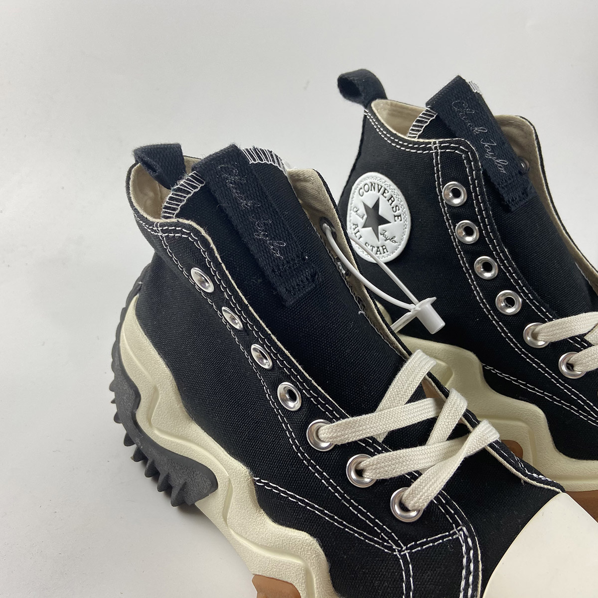 Converse-Run-Star-Motion-Black-White-Gum-Honey-For-Sale-3