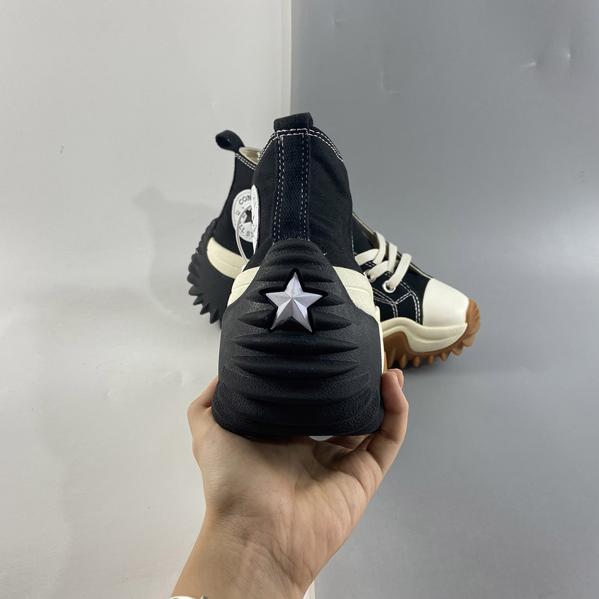 Converse-Run-Star-Motion-Black-White-Gum-Honey-For-Sale-4