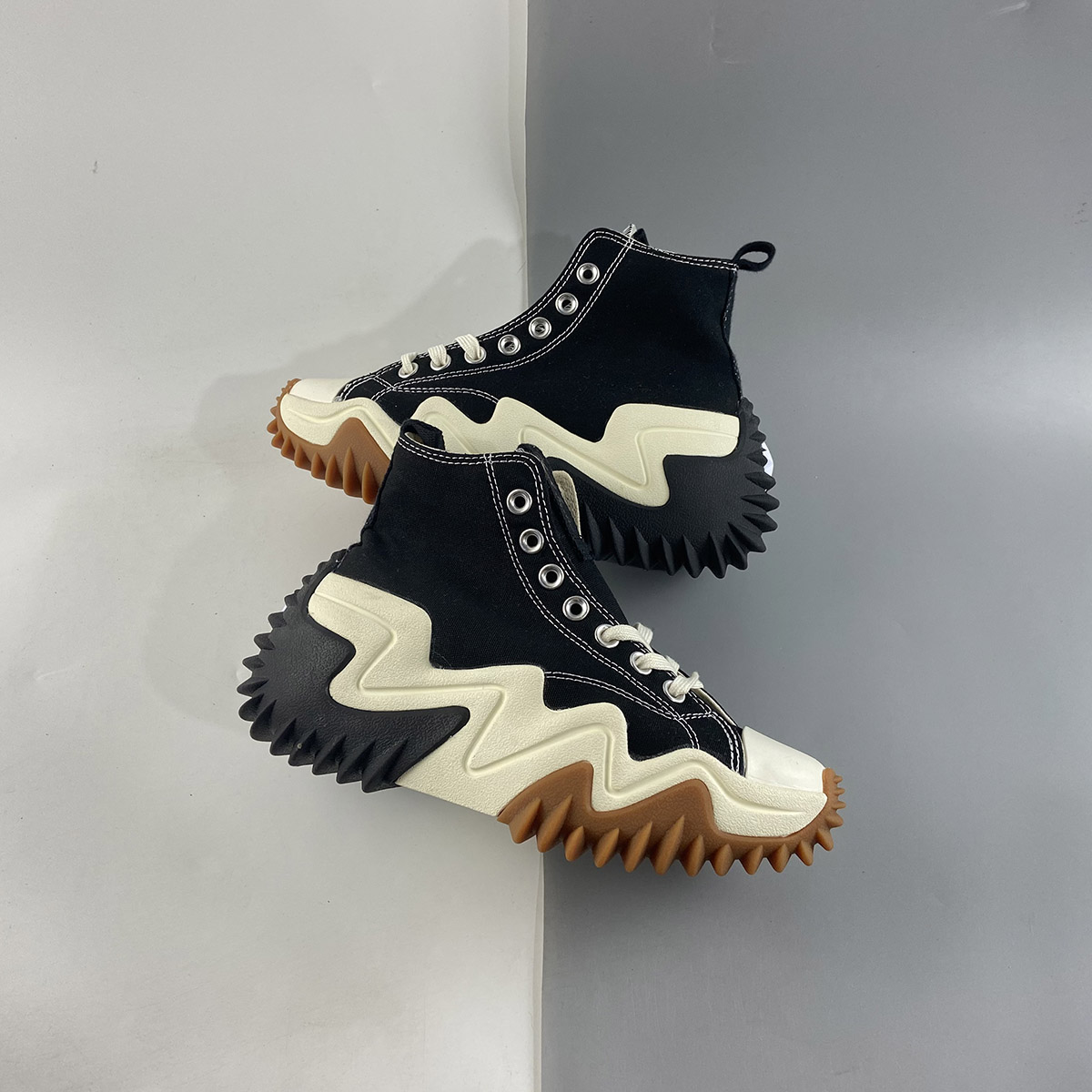 Converse-Run-Star-Motion-Black-White-Gum-Honey-For-Sale