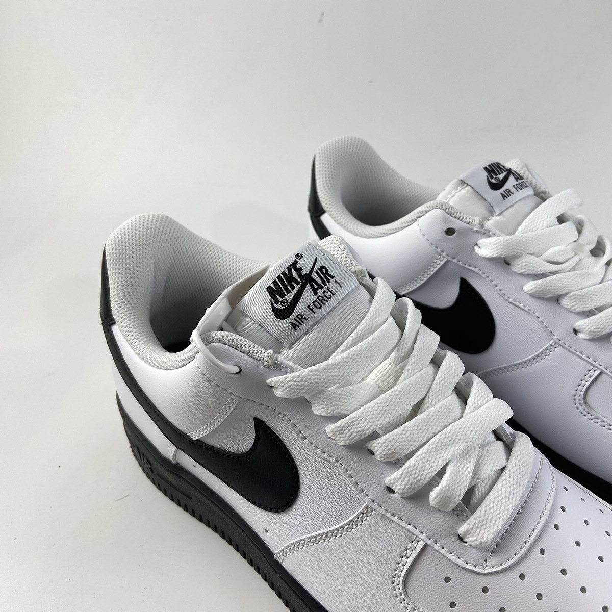Nike-Air-Force-1-Low-Black-White-For-Sale-3