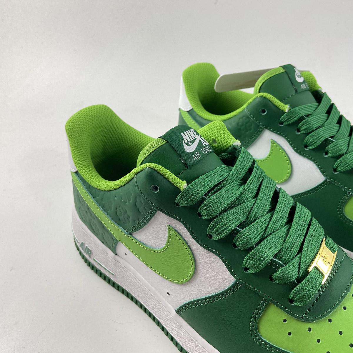 Nike-Air-Force-1-St-Patricks-Day-Pine-Green-Mean-Green-White-For-Sale-3