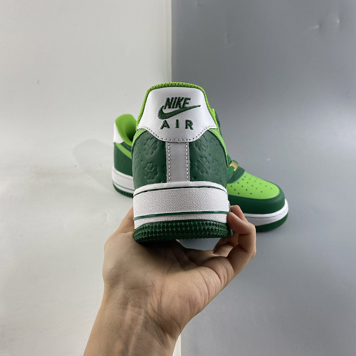 Nike-Air-Force-1-St-Patricks-Day-Pine-Green-Mean-Green-White-For-Sale-4