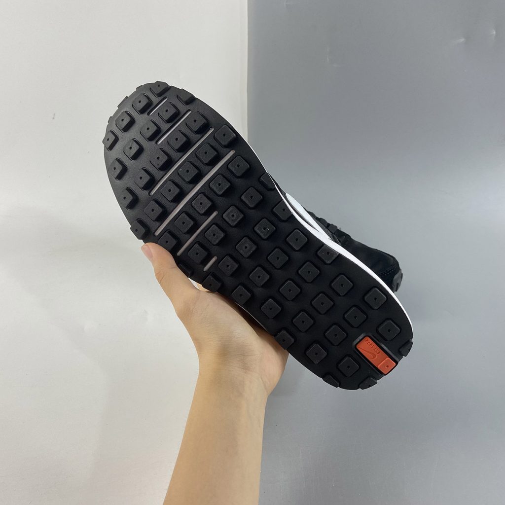 waffle ones black