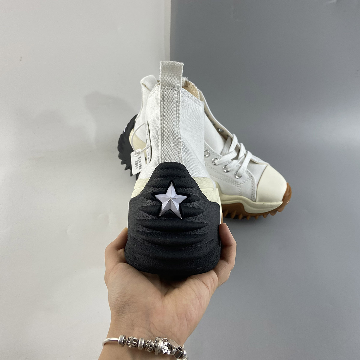 Converse-Run-Star-Motion-White-Black-Gum-For-Sale-4
