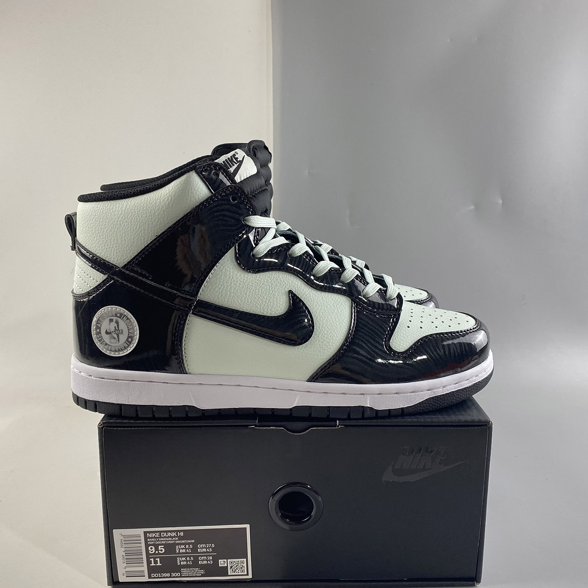 nike dunk high se all star barely green
