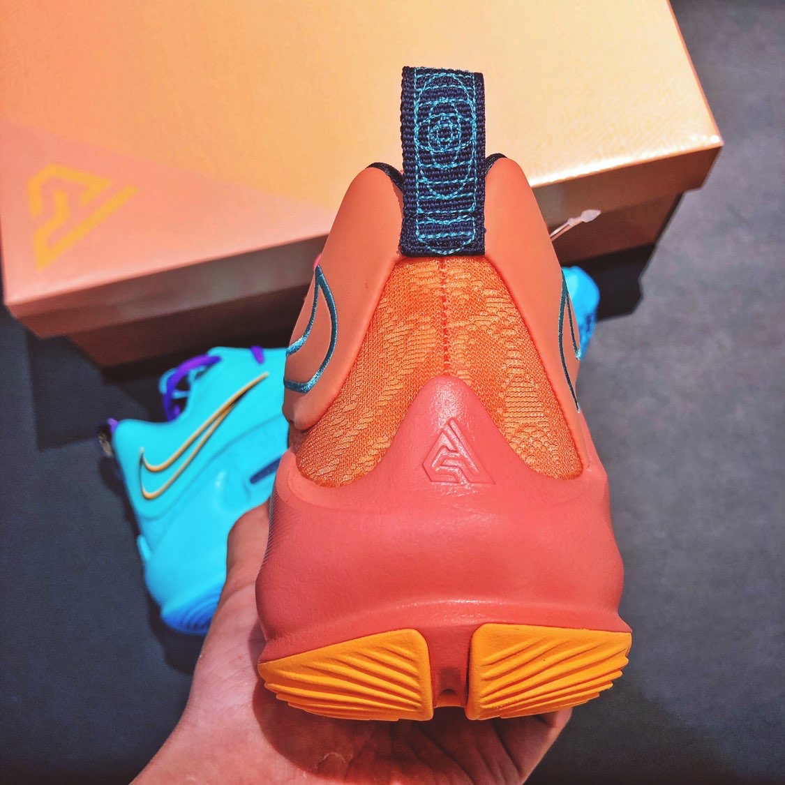 nike zoom freak 1 orange
