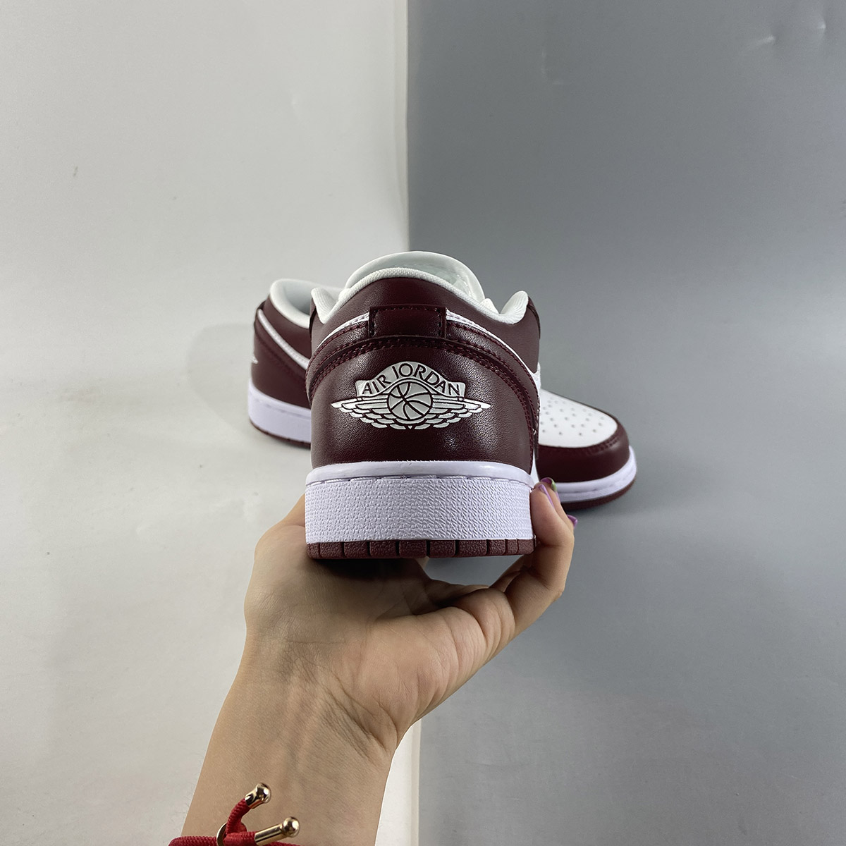 Air-Jordan-1-Low-White-Team-Red-For-Sale-4