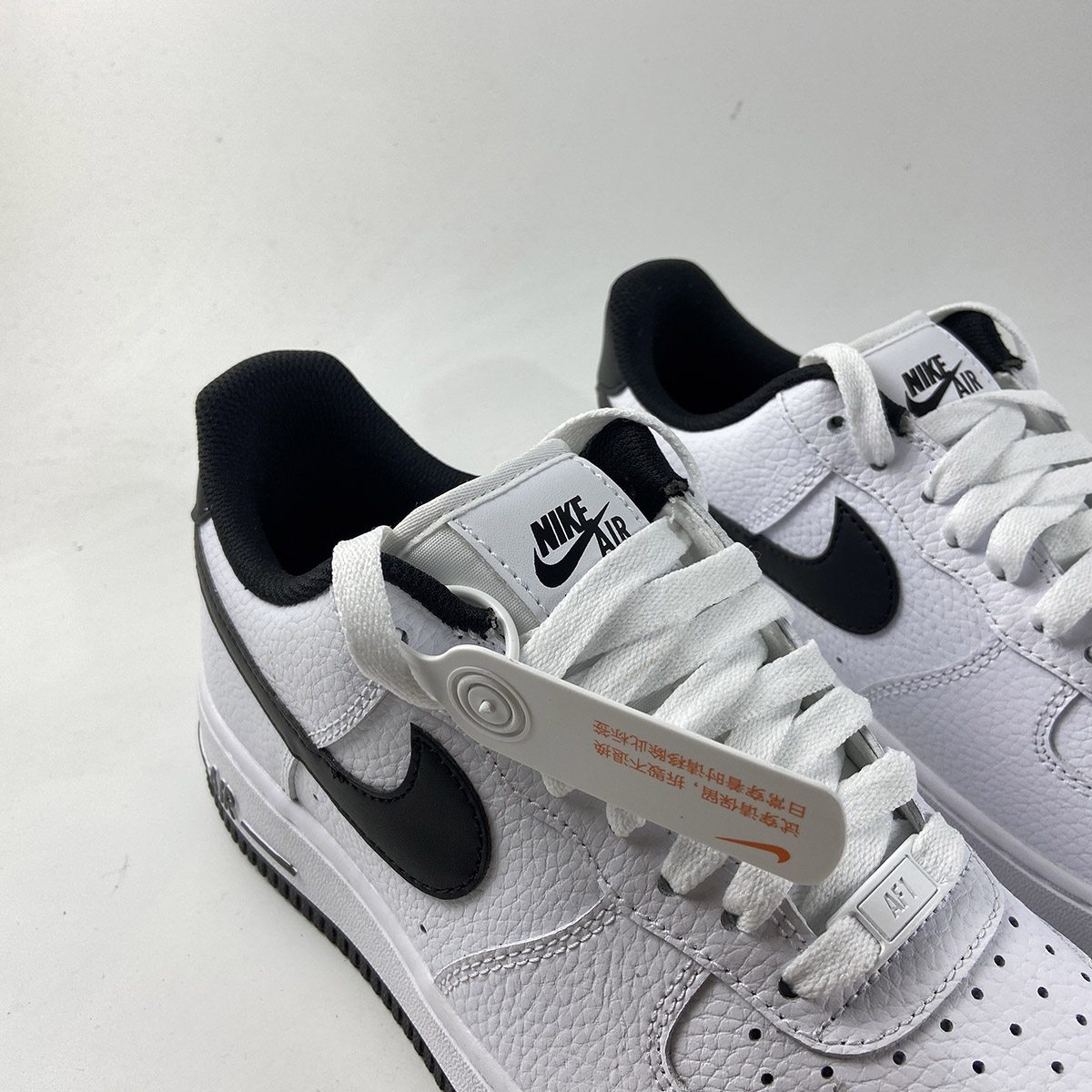 Nike-Air-Force-1-07-SE-White-Black-For-Sale-3