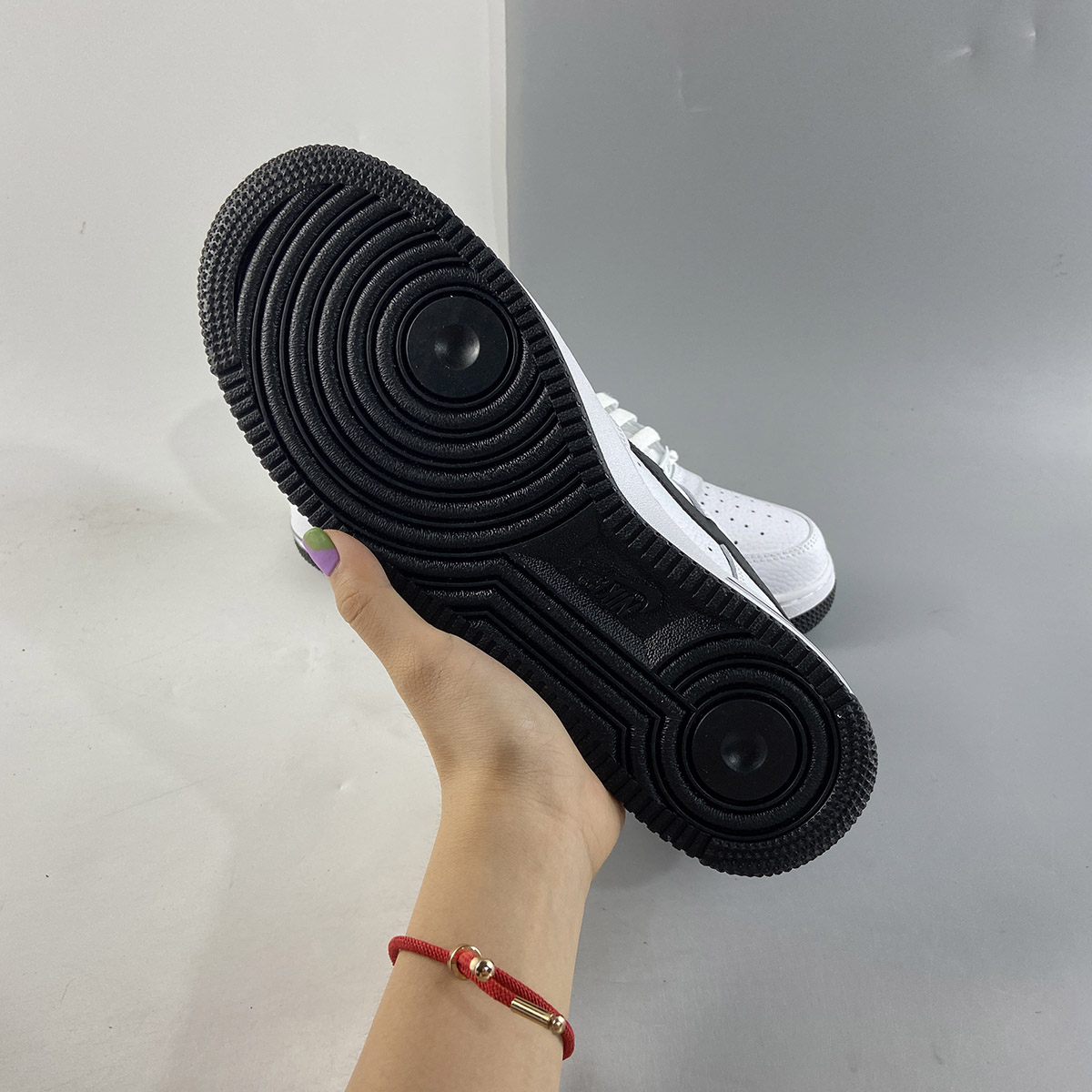 Nike-Air-Force-1-07-SE-White-Black-For-Sale-5