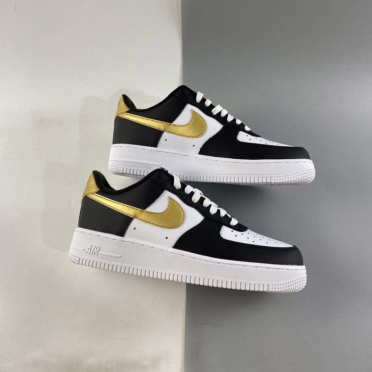 Nike-Air-Force-1-Low-Black-White-Metallic-Gold-For-Sale-1