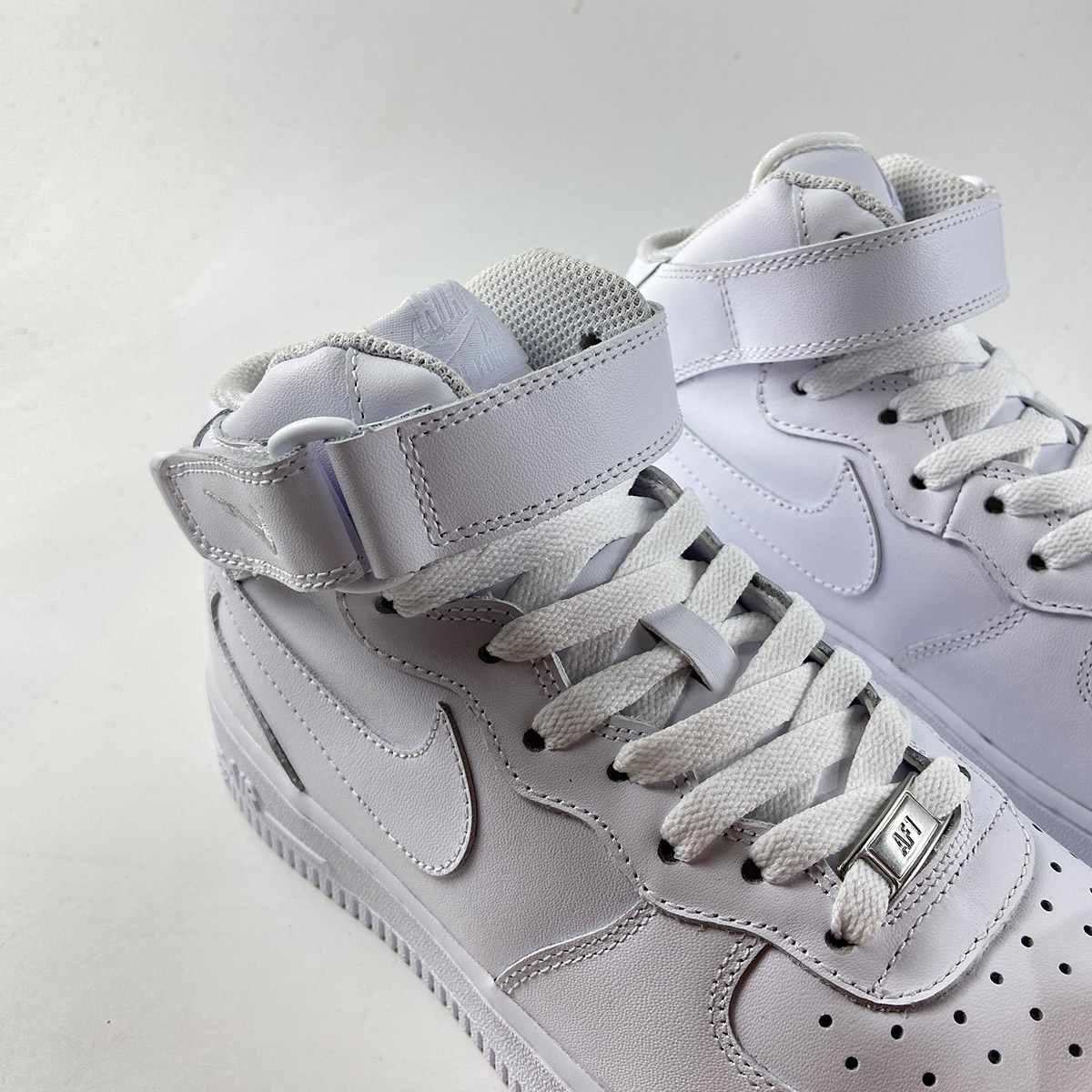 Nike-Air-Force-1-Mid-Triple-White-For-Sale-3