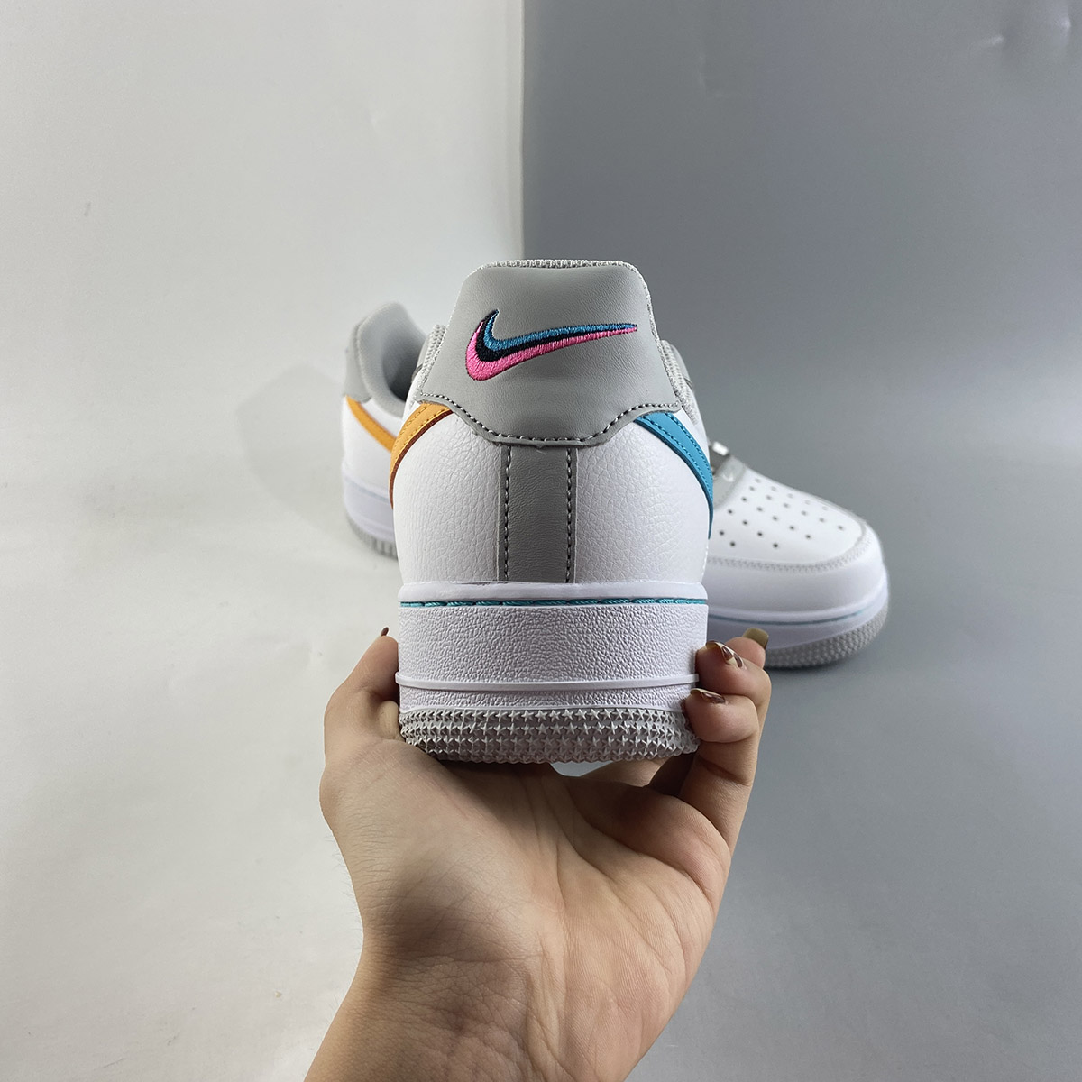 NBA-x-Nike-Air-Force-1-Low-Fiesta-White-Grey-Fog-Sundial-Turquoise-Blue-4