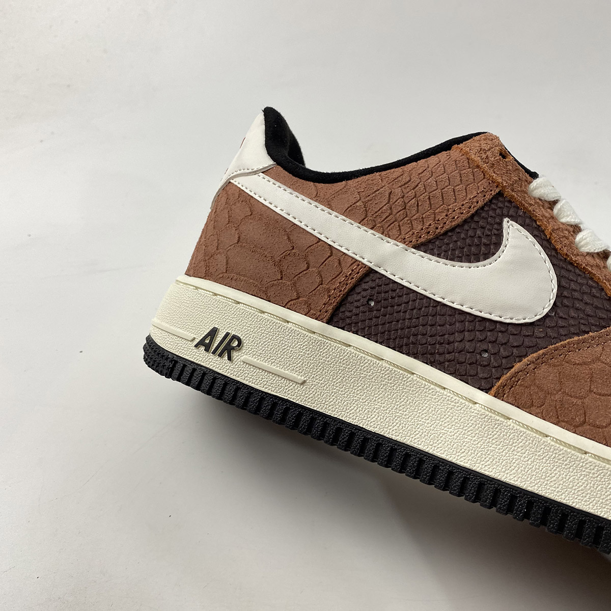 Nike-Air-Force-1-PRM-Red-Bark-Sail-Earth-University-Red-For-Sale-2