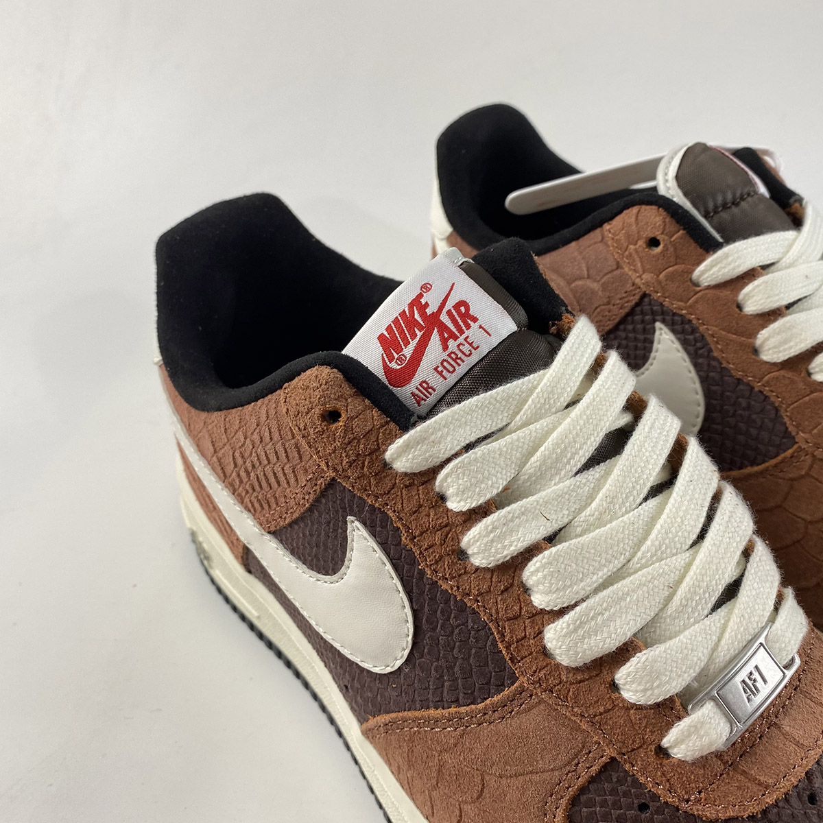 Nike-Air-Force-1-PRM-Red-Bark-Sail-Earth-University-Red-For-Sale-3