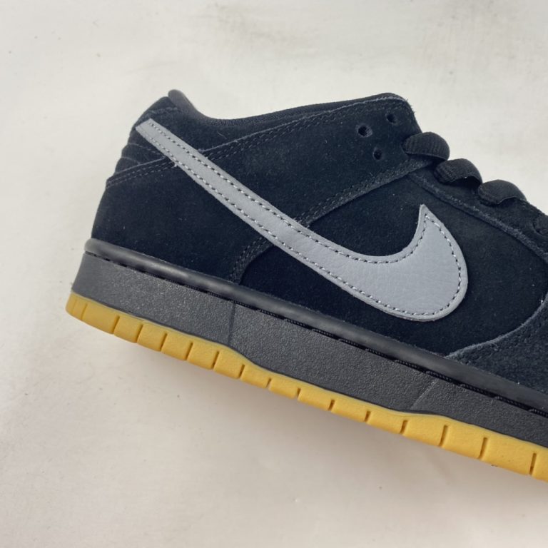 Nike SB Dunk Low “Fog” Black Gum For Sale The