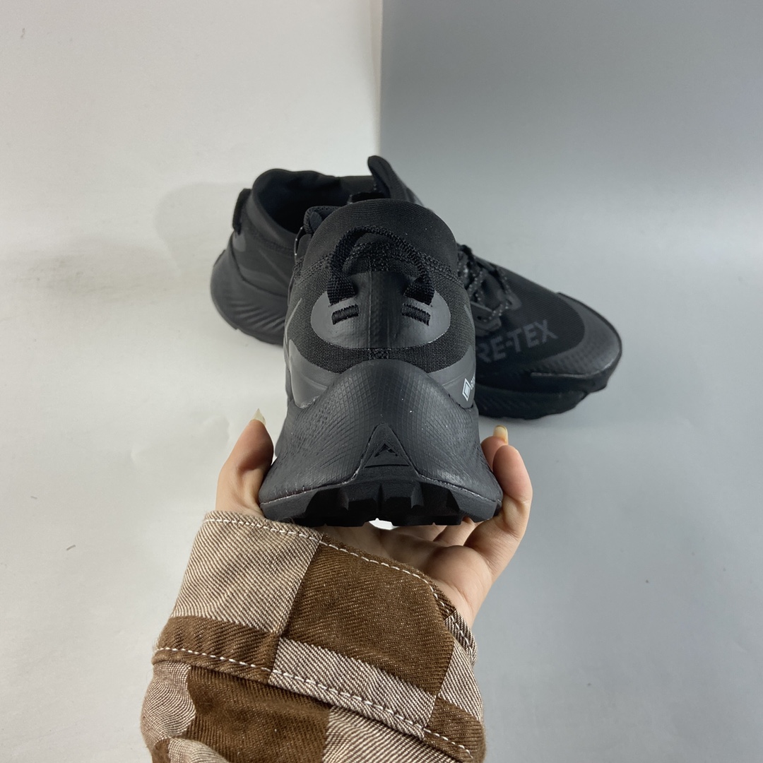 Nike-Pegasus-Trail-3-Gore-Tex-Triple-Black-For-Sale-4