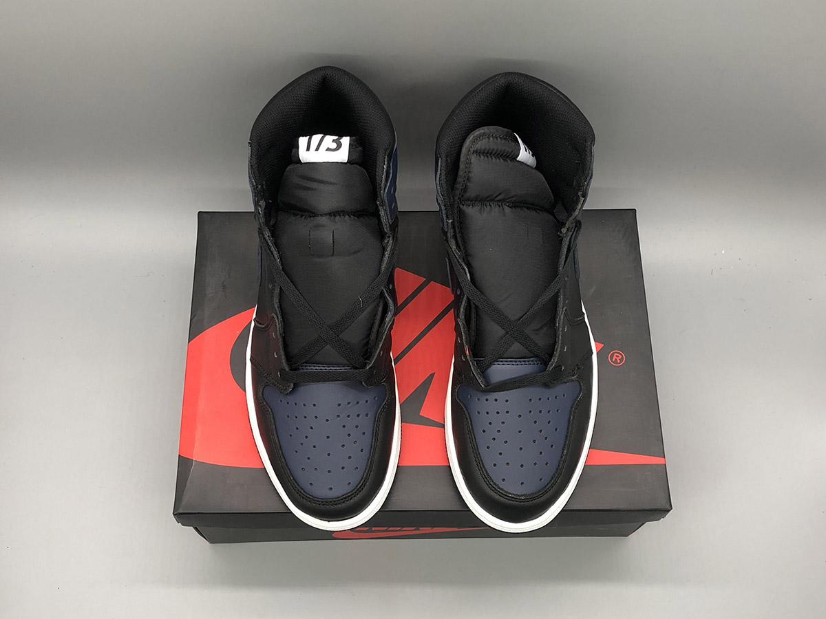Air-Jordan-1-Retro-High-OG-Mars-Blackmon-Midnight-Navy-Black-White-For-Sale-5
