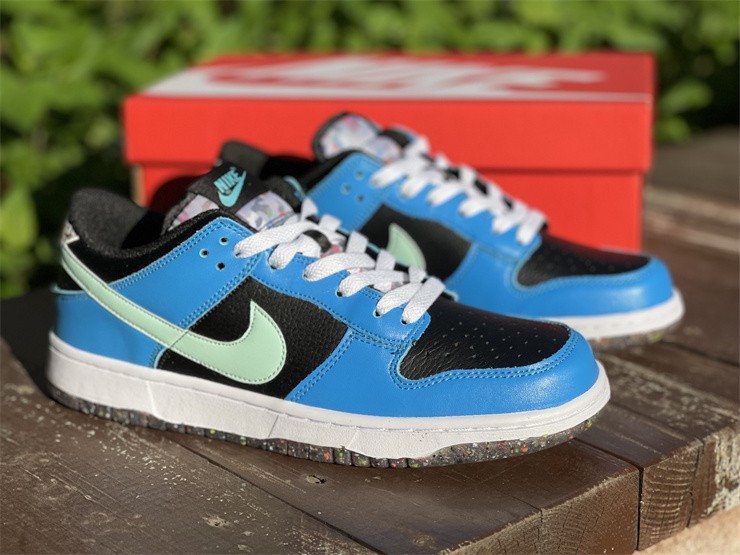 nike dunk blue black