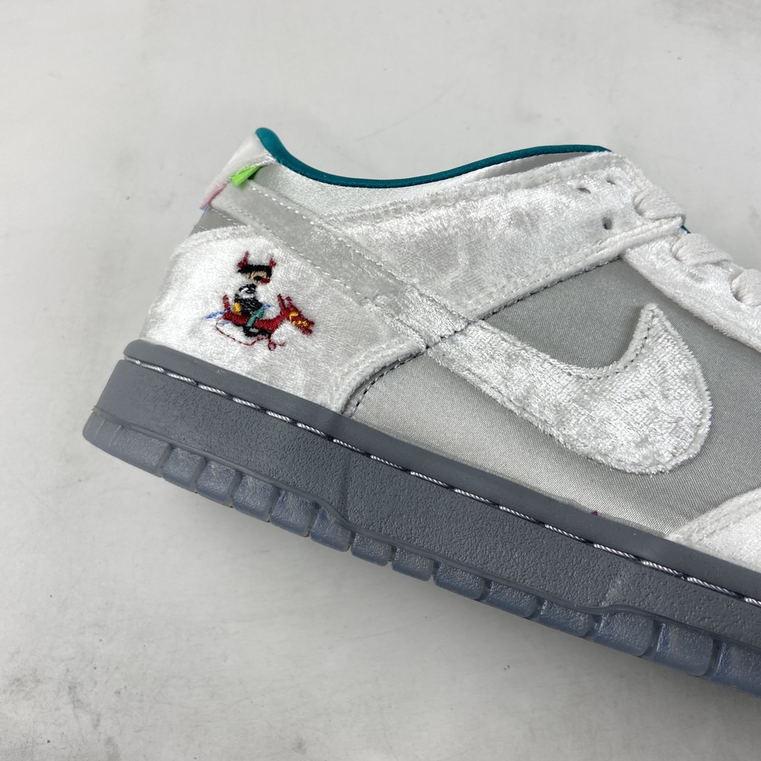 Nike-Dunk-Low-Ice-White-Silver-Blue-2