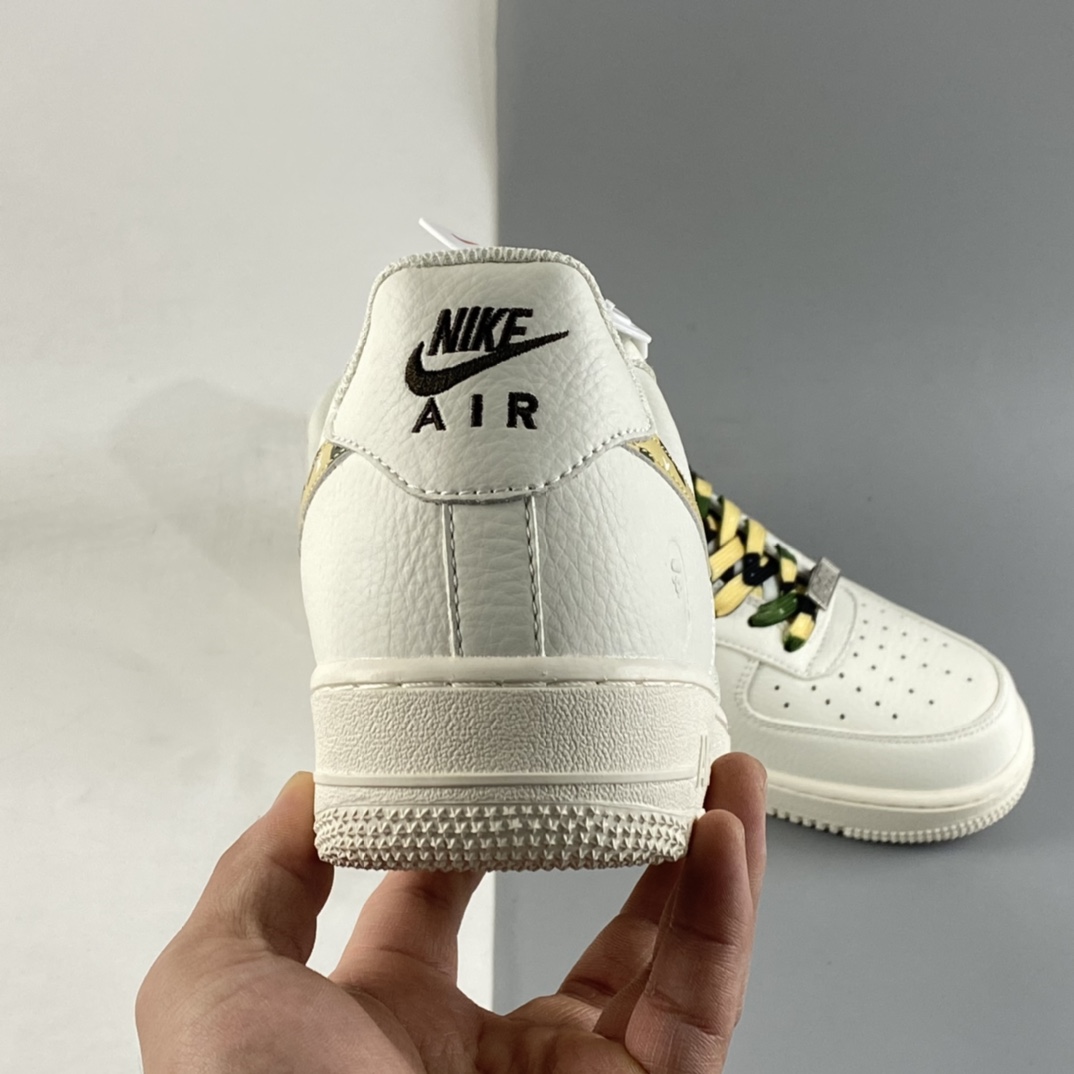 Bapesta-x-Nike-Air-Force-1-Low-White-For-Sale-4