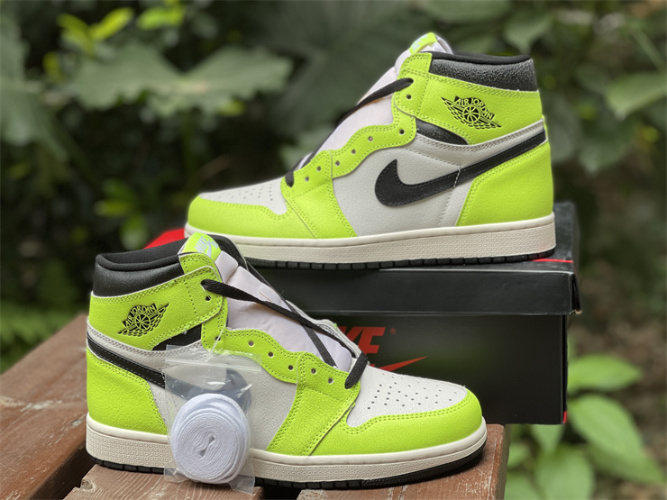 Air-Jordan-1-High-OG-Volt-Black-Sail-For-Sale-6