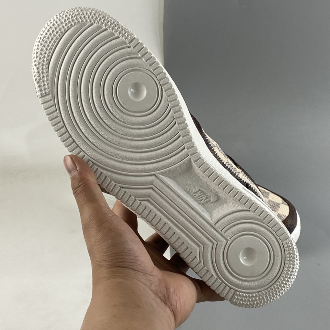 Loui-x-Nike-Air-Force-1-Auction-Brown-White-5