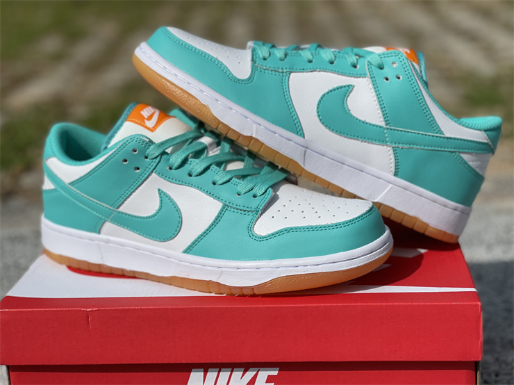 Nike-Dunk-Low-Turquoise-and-Orange-For-Sale-1