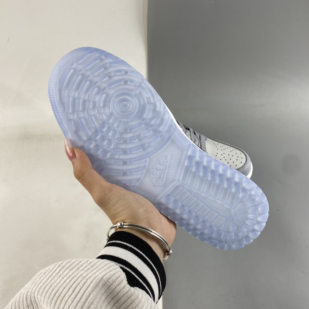 Air-Jordan-1-Golf-Low-Wolf-Grey-Photon-Dust-White-Black-For-Sale-5