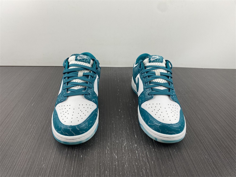 Nike-Dunk-Low-Ocean-Summit-White-Bright-Spruce-For-Sale-11