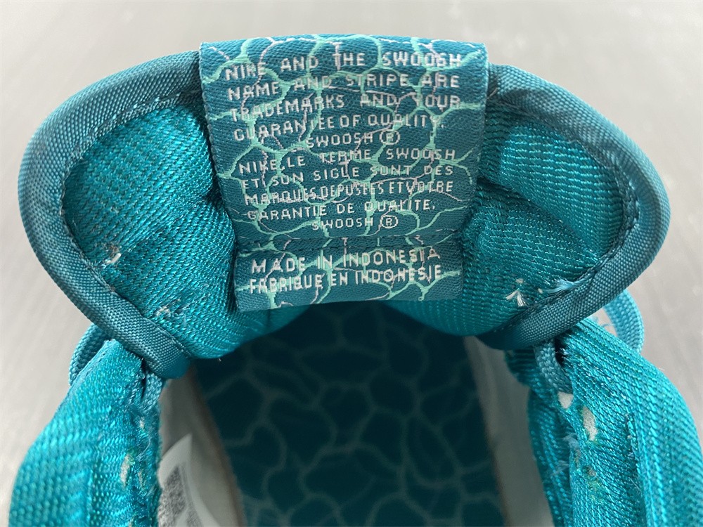 Nike-Dunk-Low-Ocean-Summit-White-Bright-Spruce-For-Sale-8