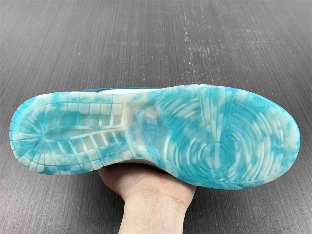 Nike-Dunk-Low-Ocean-Summit-White-Bright-Spruce-For-Sale-9