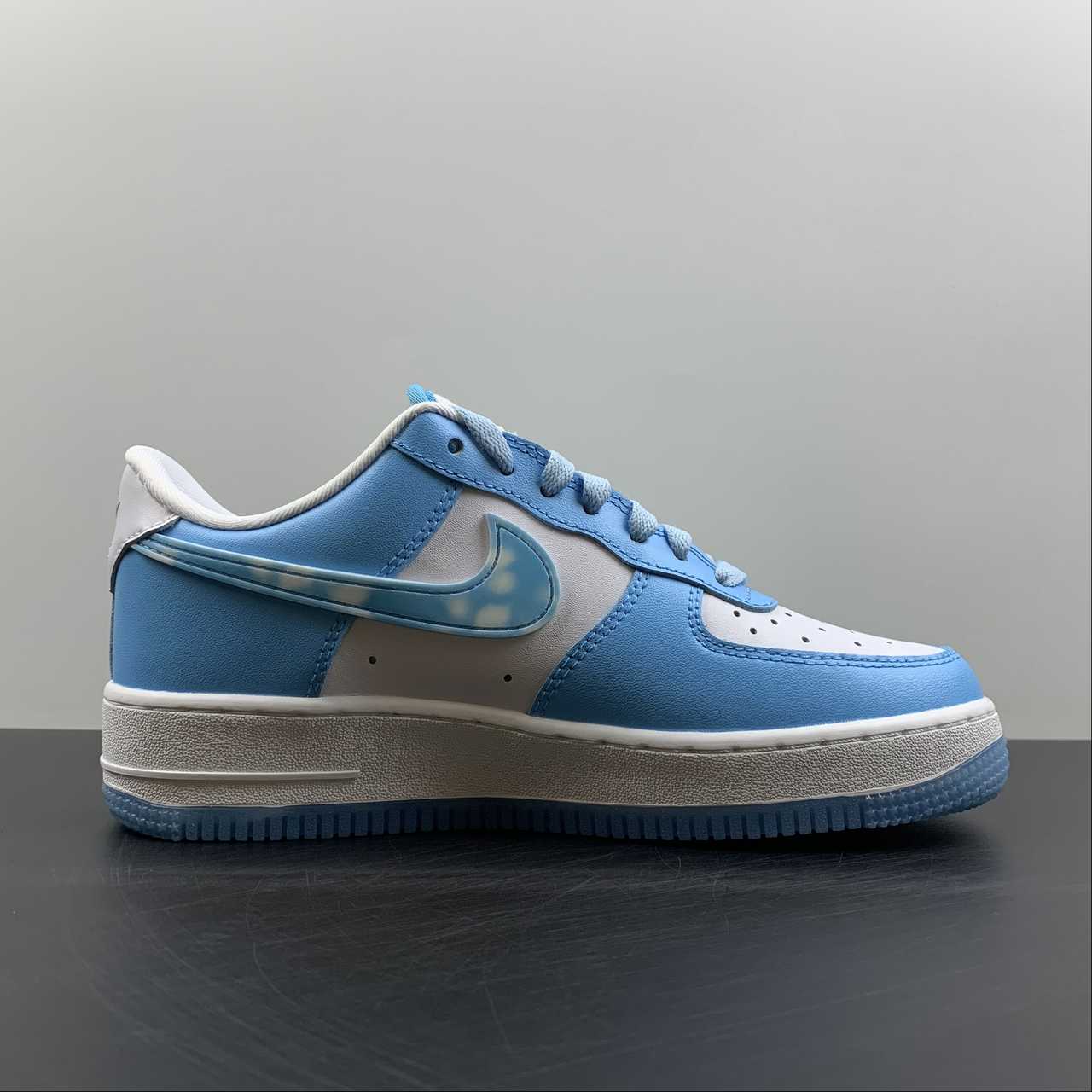 Nike-Air-Force-1-Low-Nail-Art-White-Blue-For-Sale-1