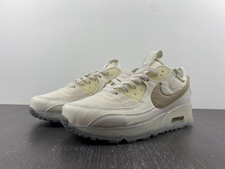 nb trainers men
