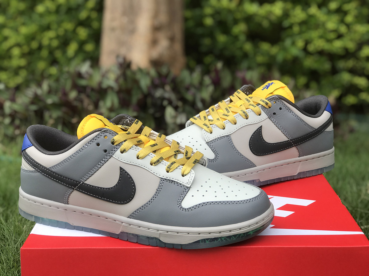 North-Carolina-A&T-x-Nike-Dunk-Low-Ayantee-For-Sale-2