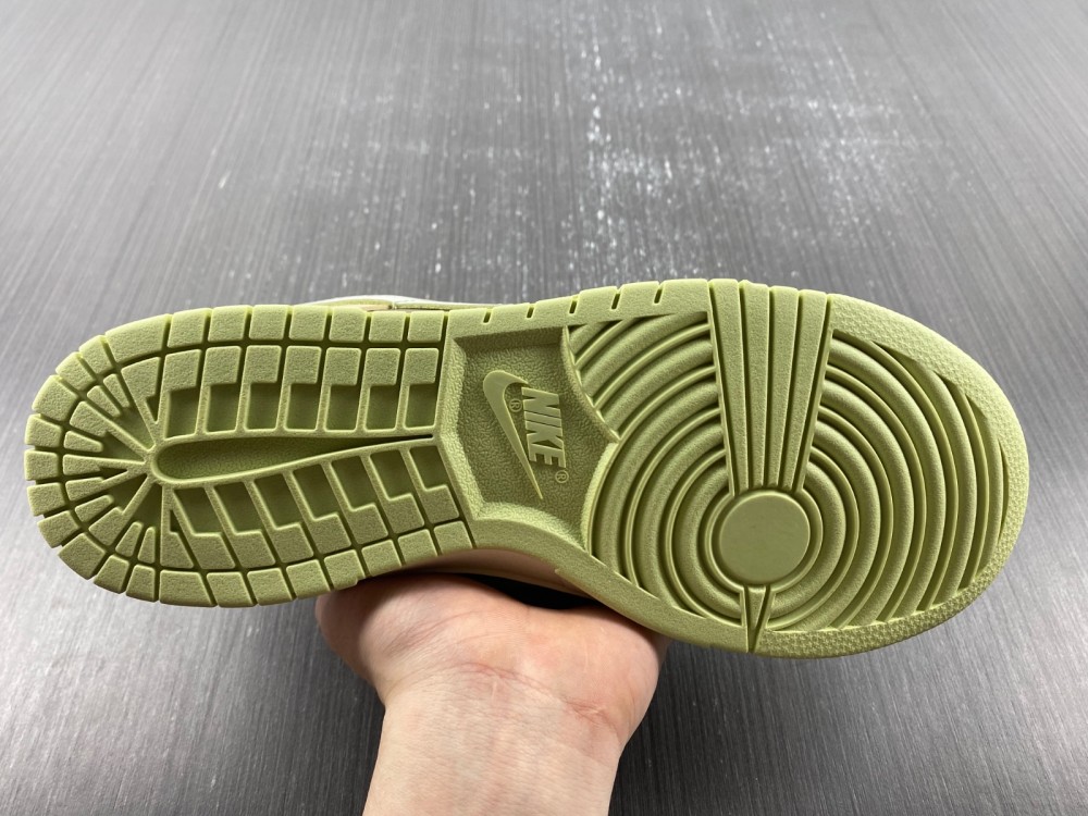 Nike-Dunk-Low-Brown-Mocha-For-Sale-7