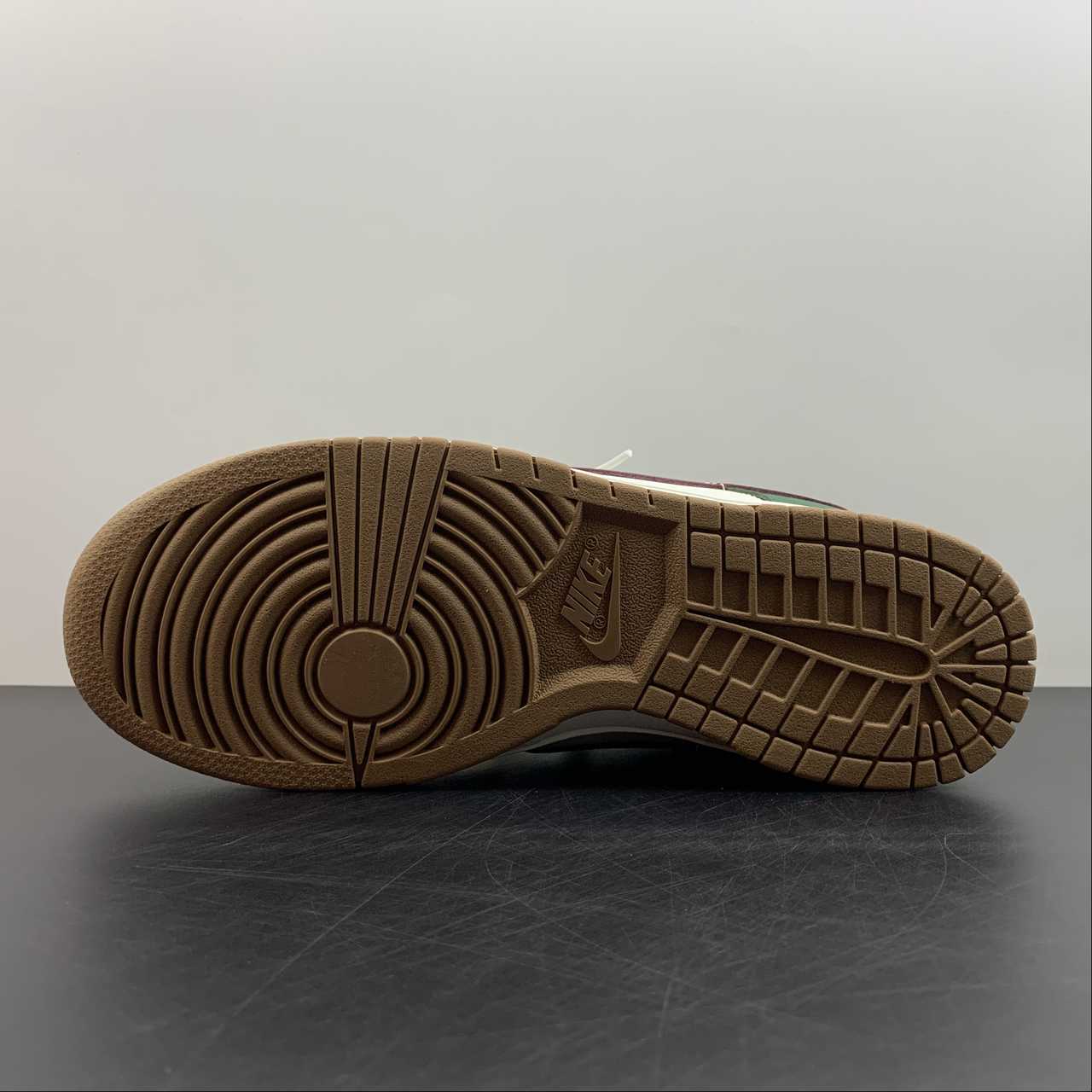 Nike-Dunk-Low-Gorge-Green-White-Team-Red-Gum-For-Sale-2