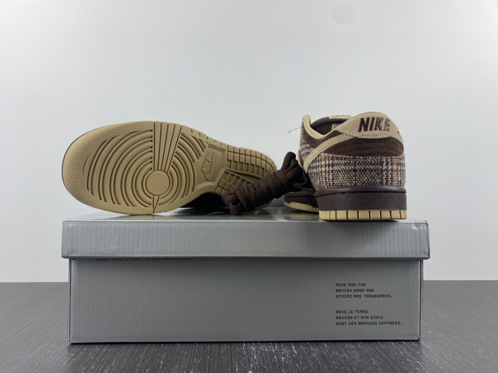 Nike-SB-Dunk-Low-Tweed-Baroque-Brown-Mushroom-For-Sale-5