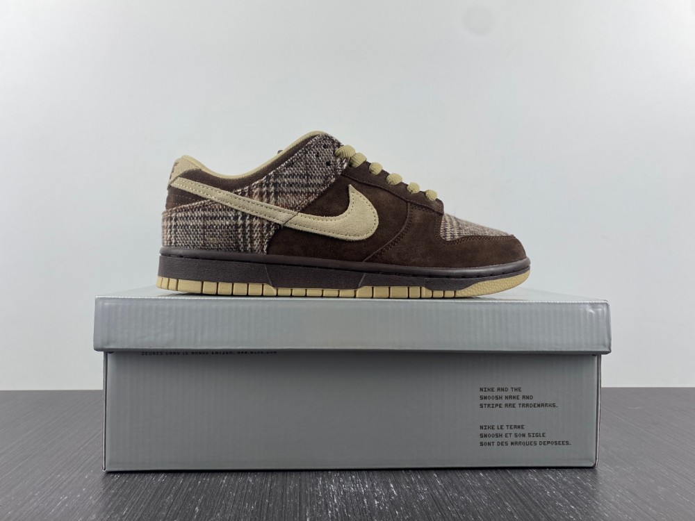 Nike-SB-Dunk-Low-Tweed-Baroque-Brown-Mushroom-For-Sale-6
