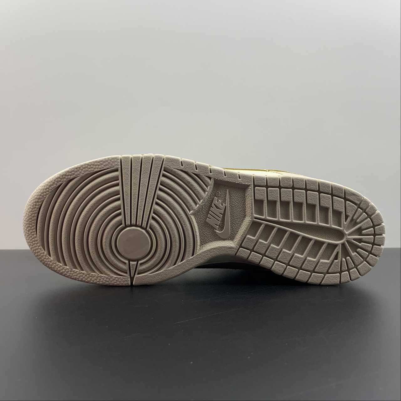 Nike-Dunk-Low-Gold-Swoosh-White-Tan-Gold-For-Sale-2