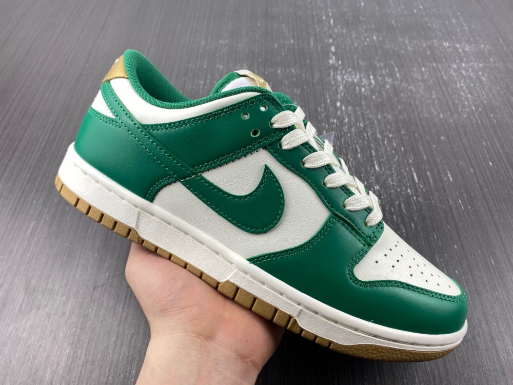 Nike-Dunk-Low-Green-White-Gold-For-Sale-1