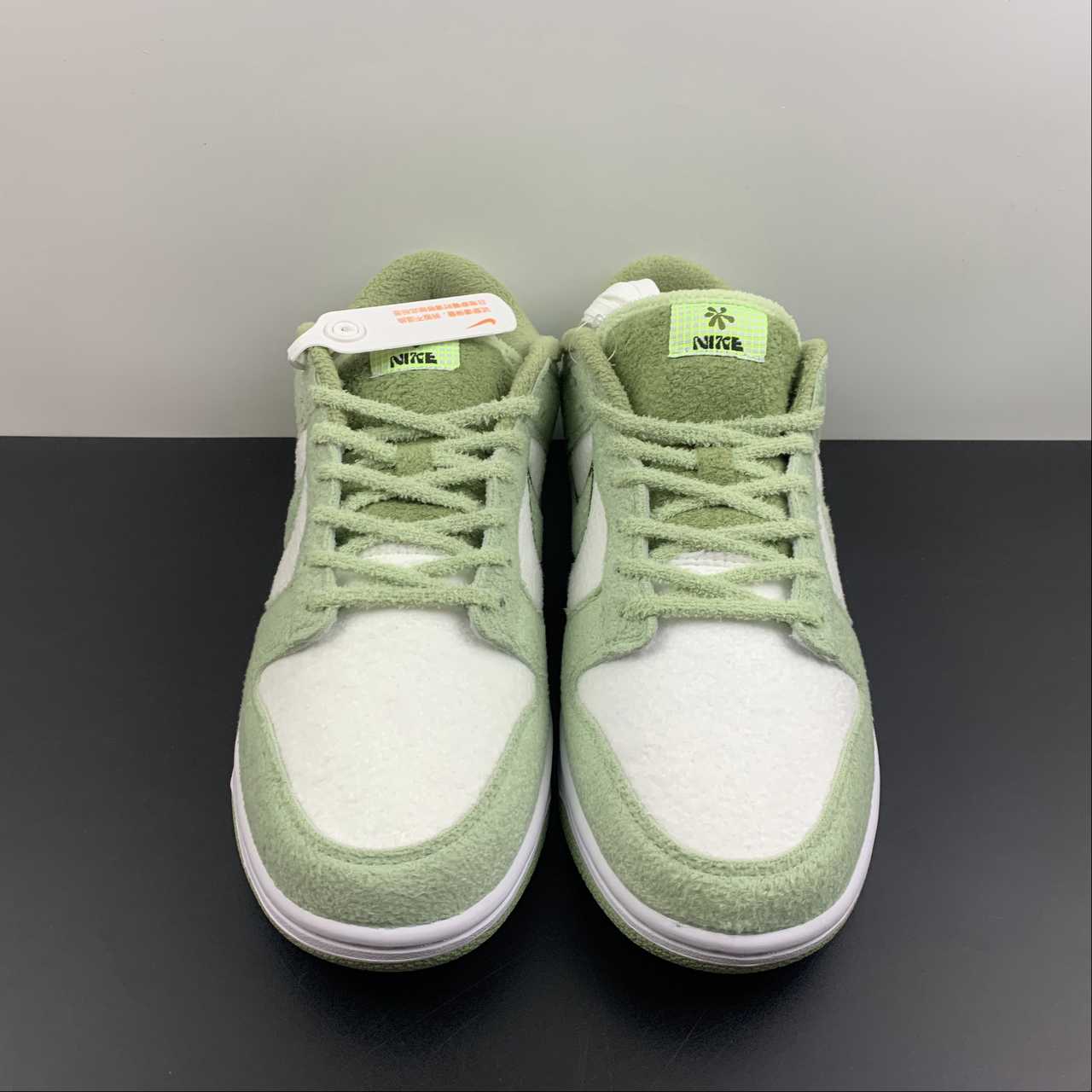 Nike-Dunk-Low-Honeydew-Phantom-Alligator-For-Sale-3