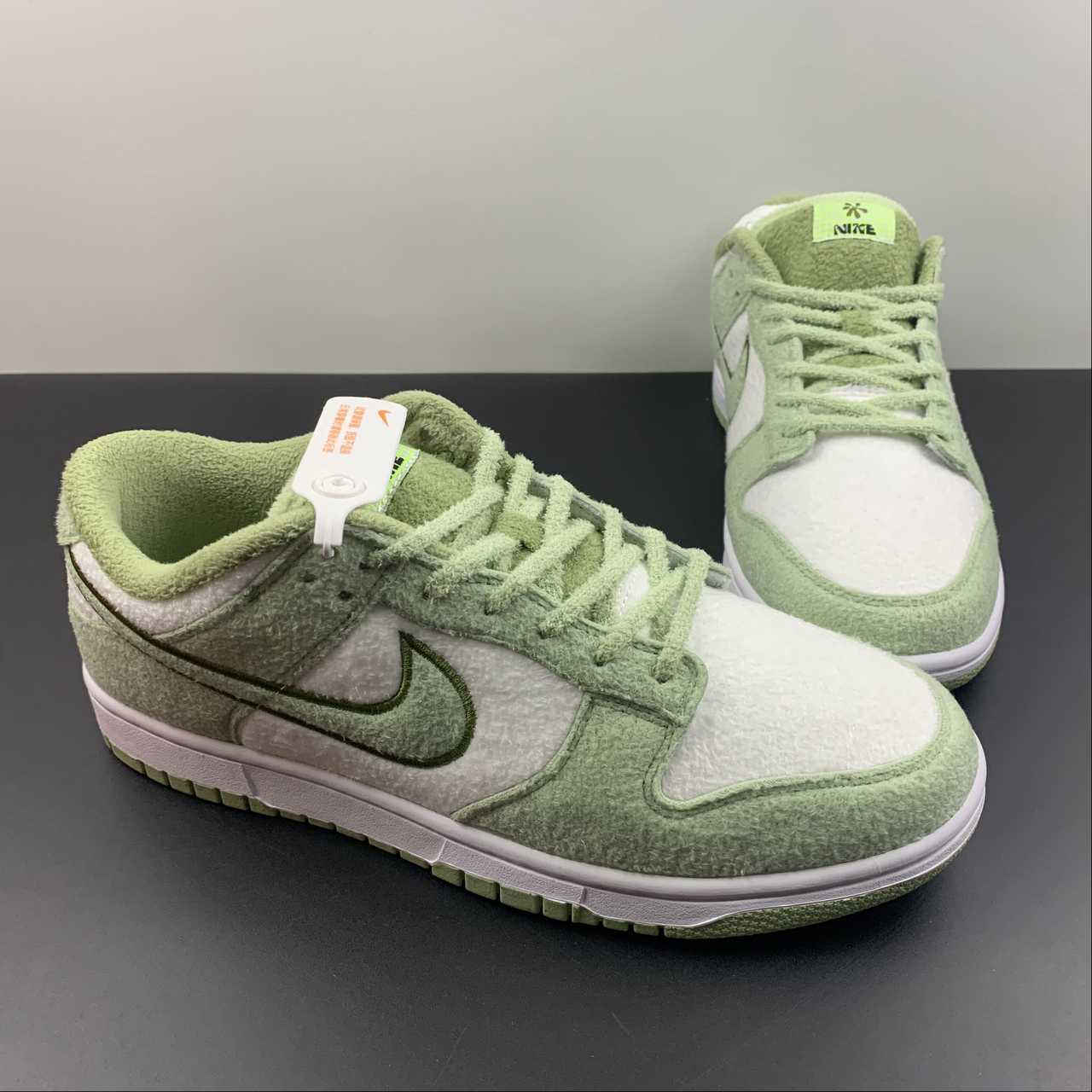Nike-Dunk-Low-Honeydew-Phantom-Alligator-For-Sale-4
