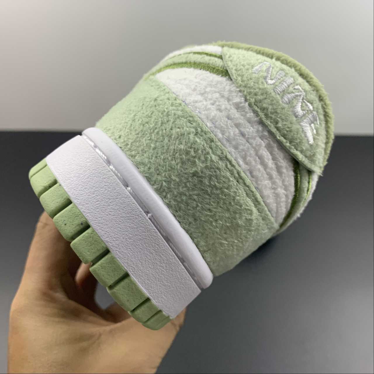 Nike-Dunk-Low-Honeydew-Phantom-Alligator-For-Sale-7