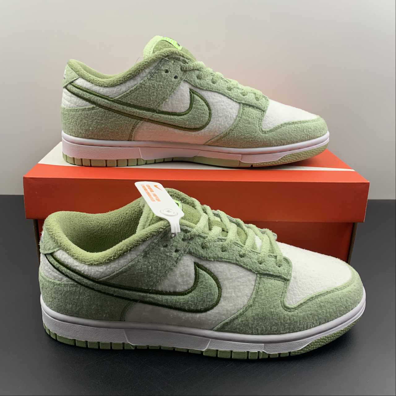 Nike-Dunk-Low-Honeydew-Phantom-Alligator-For-Sale-8