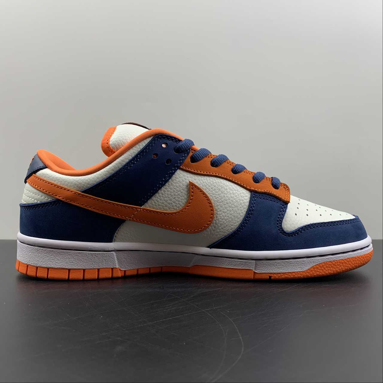 Nike-SBDunk-Low-Broncos-White-Orange-Blaze-Midnight-Navy-For-Sale-1