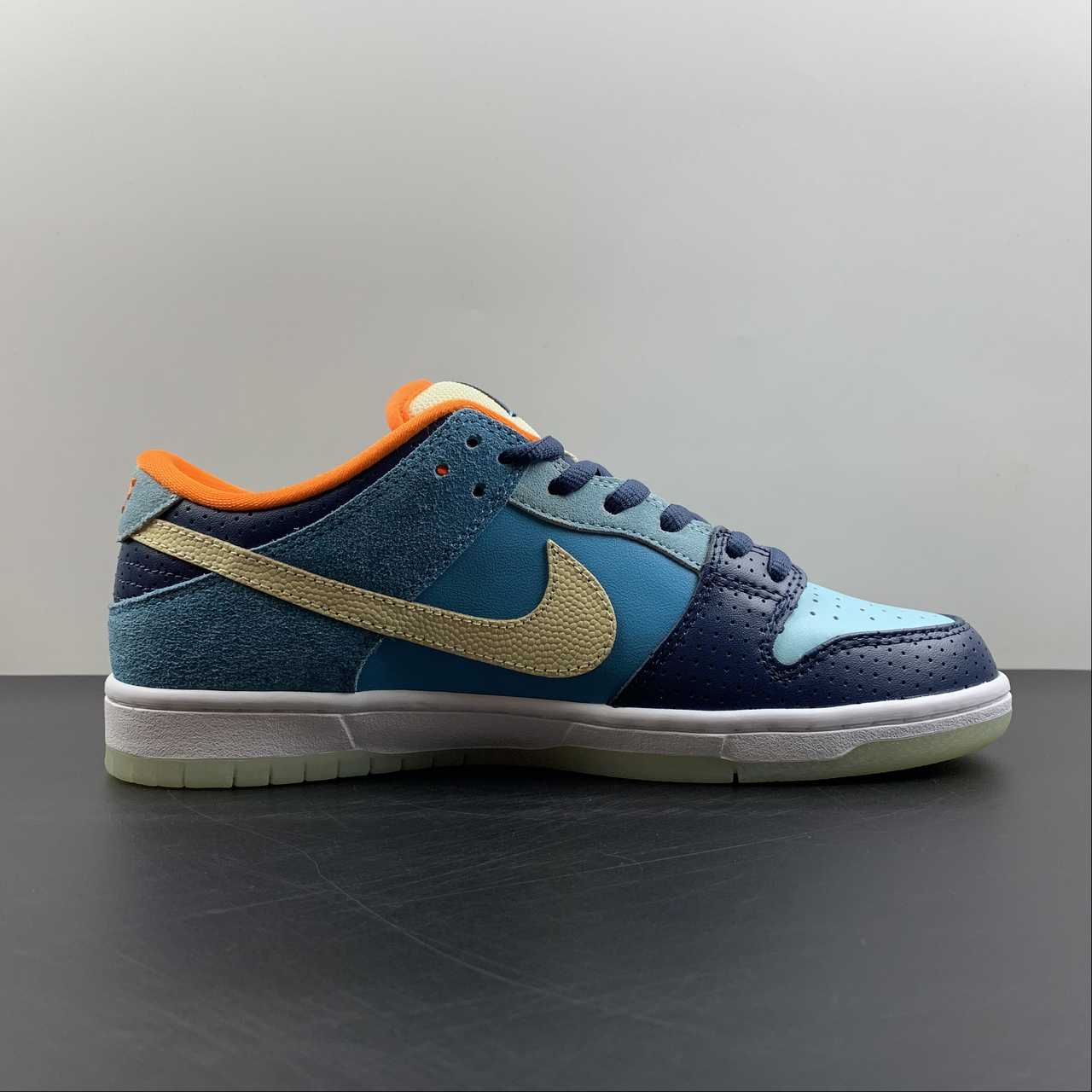 MIA-Skate-Shop-x-Nike-SB-Dunk-Low-Brave-Blue-Metallic-Gold-Star-For-Sale-1