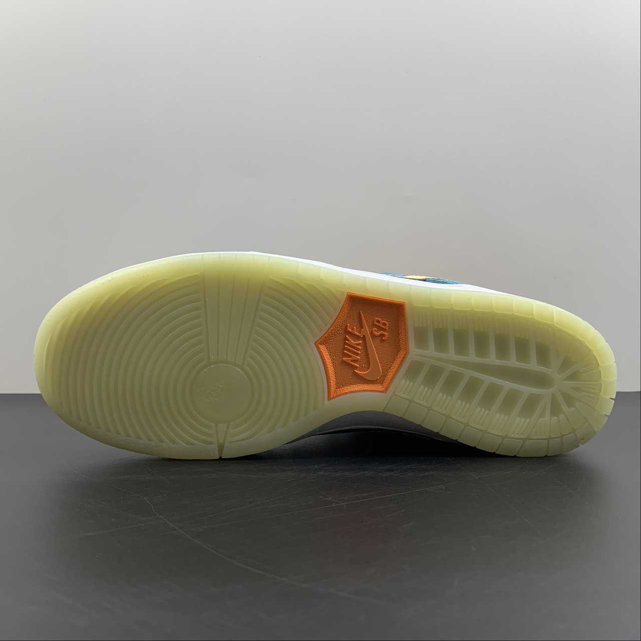 MIA-Skate-Shop-x-Nike-SB-Dunk-Low-Brave-Blue-Metallic-Gold-Star-For-Sale-2