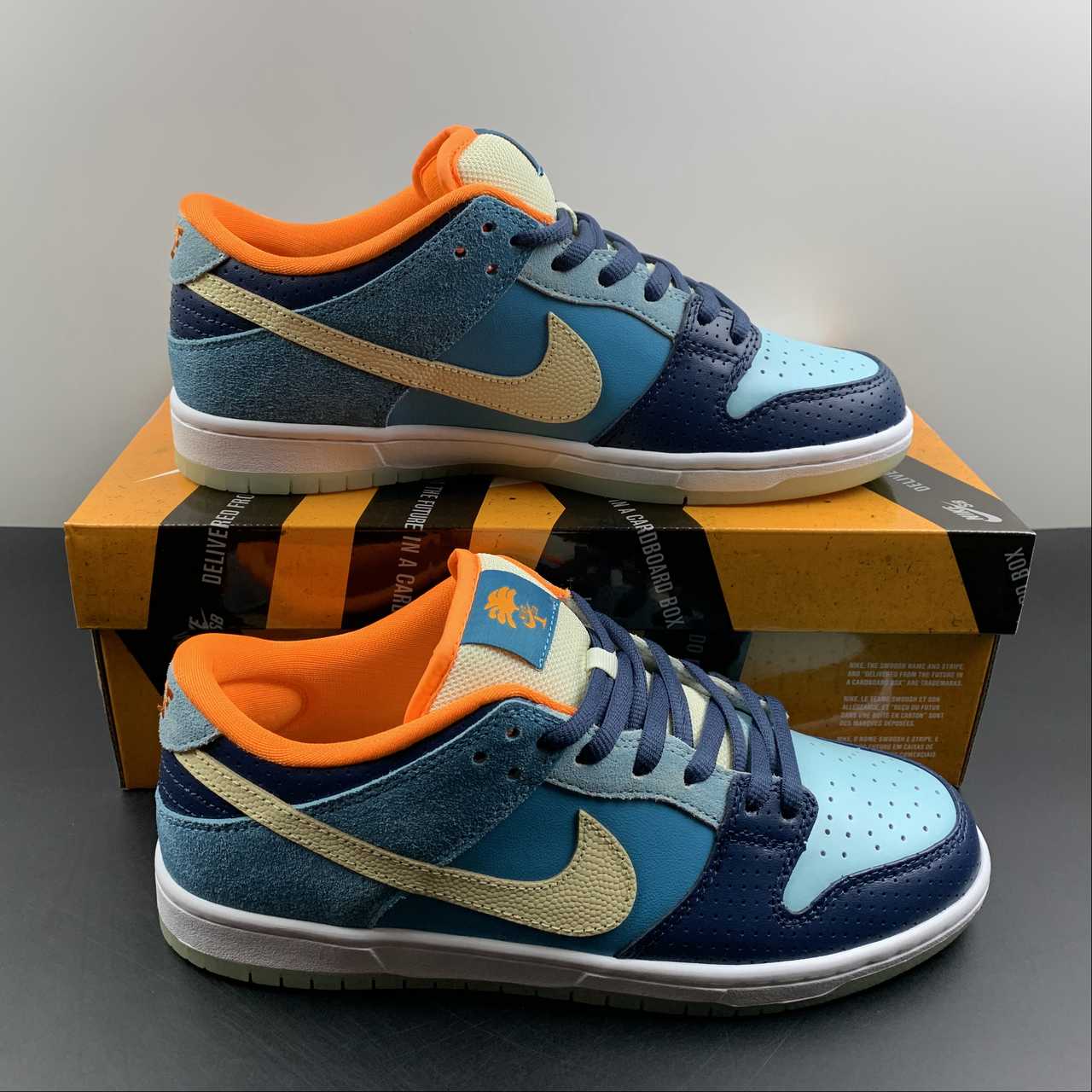 MIA-Skate-Shop-x-Nike-SB-Dunk-Low-Brave-Blue-Metallic-Gold-Star-For-Sale8