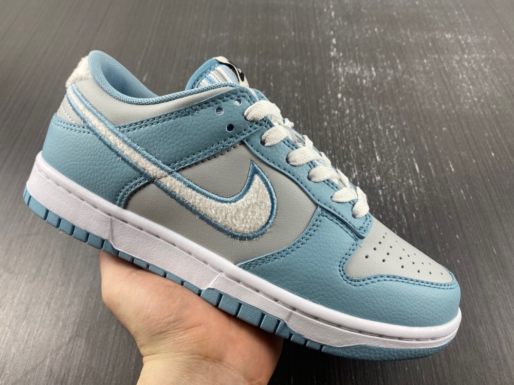 Nike-Dunk-Low-Retro-Fleece-Swoosh-Worn-Blue-For-Sale-1