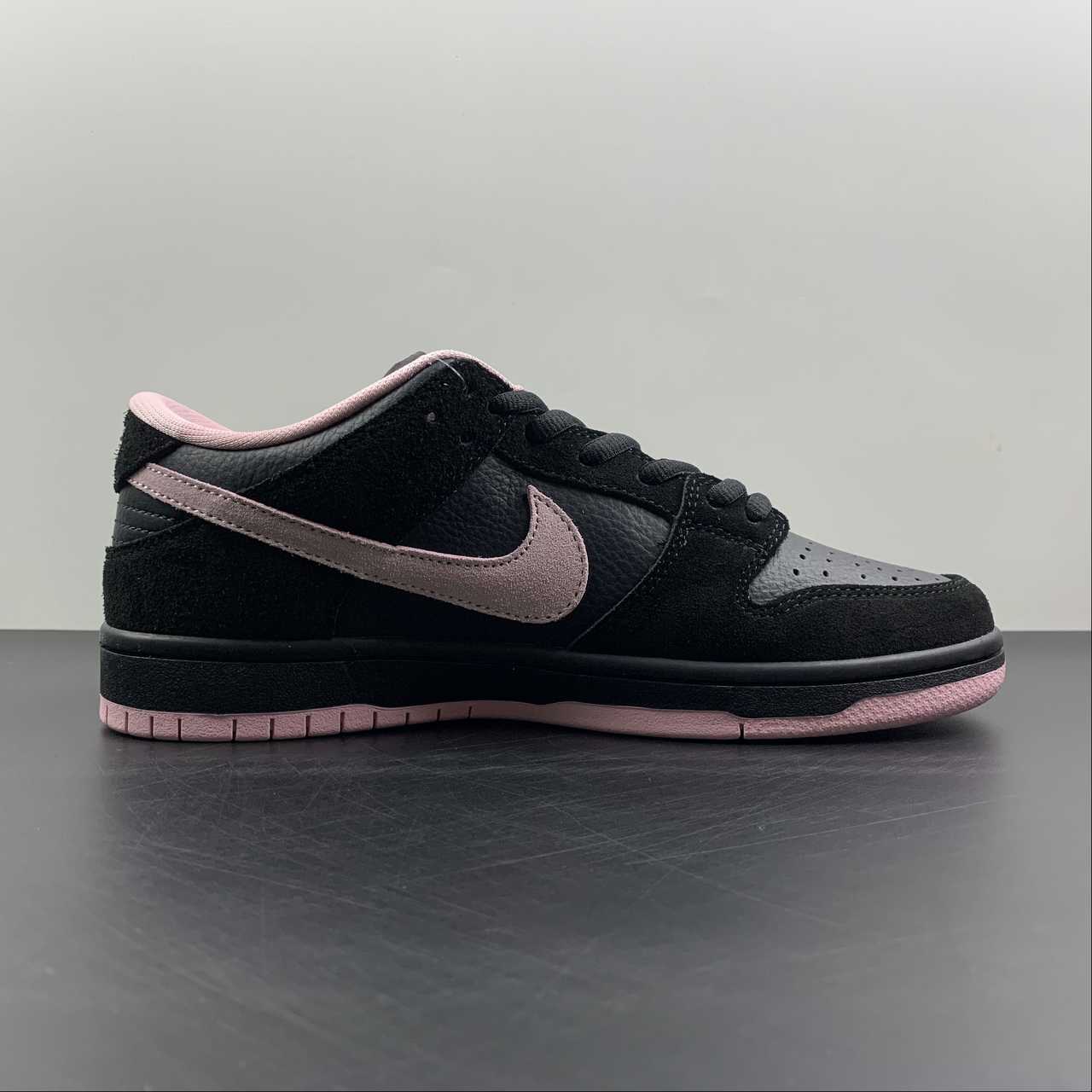 Nike-SB-Dunk-Low-Black-Washed-Coral-For-Sale-1